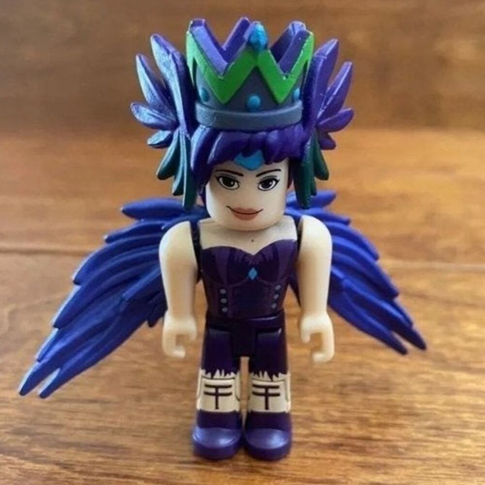 ROBLOX Royale High School Teiyia Celebrity Collection Figure Blue Wings Crown